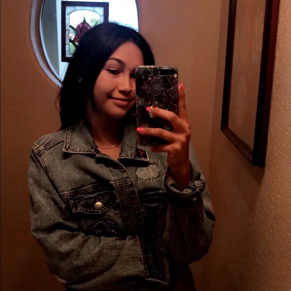 Meet your Posher, Trinity